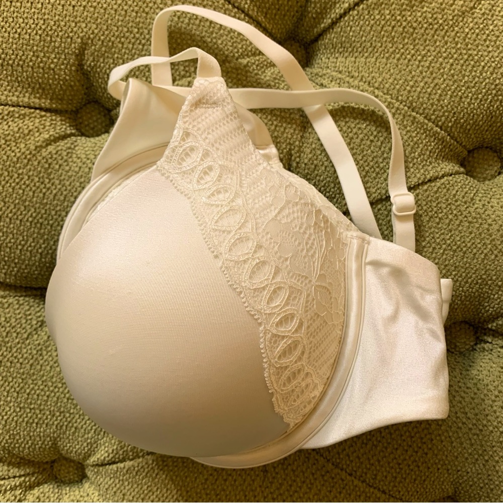 EUC Maidenform Comfort Devotion Push-Up Bra 36B